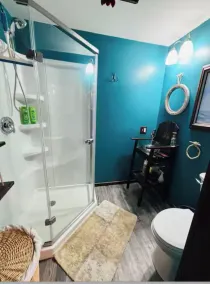 Lake Side Guest Suite - Image 3