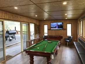 Fawlty Farm in Taylor Bay with 3 FREE experiences - Image 4