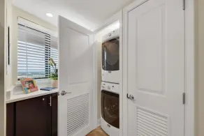 Edgewater 601 - Image 2