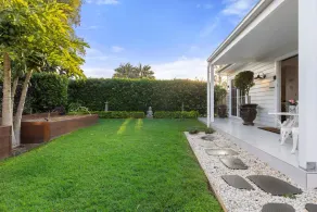 Guest House in Toowoon Bay - Image 4