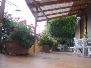Casa in pietra con giardino - Image 5