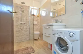 Holiday home in a quiet location - Image 4