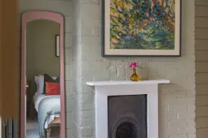 Beautifully designed, stylish holiday home, seconds from the beach - Image 5