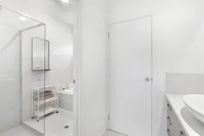 65 McLeod Rd Middleton Pet Friendly Wi-Fi - No Linen Included - Image 3