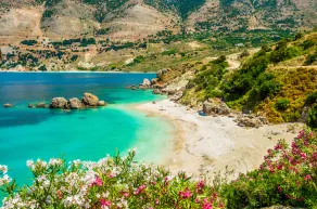 OFFRE SPÉCIALE!!! 11-16 juin Villa sur la plage à Svorona - Image 3