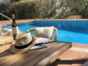 Villa familiar atraente piscina privada, ambiente tranquilo. Wi-Fi de fibra óptica rápida - Image 2