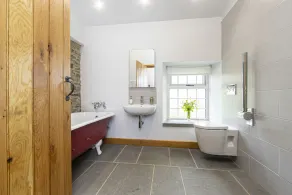 Nant y Plas - sleeps 2 guests  in 1 bedroom - Image 2