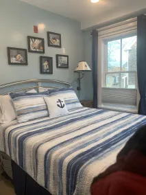 Beautiful 1 BR Condo 1 block from Commercial Street - Image 5