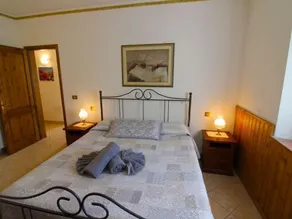 Lejlighed i en typisk toscansk bondegård med indhegnet pool og have. Gratis wi-fi. Volterra. - Image 3