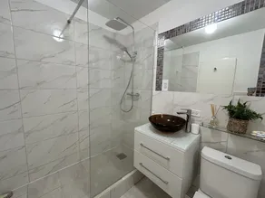 Kerensa, beautiful modern apt, Holetown, close to all amenities - Image 5