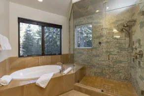 Parade of Homes triple award winning estate, short WALK TO SLOPES, sprawling modern luxury!! - Image 3