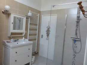 Maison de caractère à 600 m de la plage à Locquirec - Image 2
