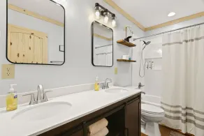 BEST NEW Ski-In Ski-Out 2 bd/2ba Condo. Pool/Hotub - Image 4