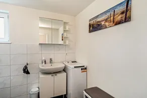 Apartamento 'Zeiser' com Varanda e Wi-Fi - Image 3