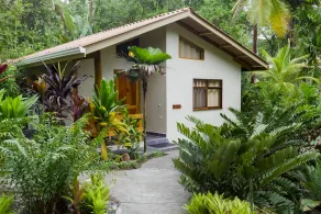 LA PONDEROSA Beach & Jungle Resort - Image 3