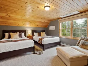 Sunny View Chalet- Minutes to Sunday River- Awesome Mountain Views! - Image 4