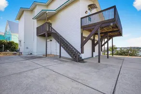 Directly on Intracoastal Sunsets on the East Coast, king beds in every bedroom! - Image 5