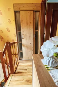 Stunning private villa for 4 guests with WIFI, TV and terrace - Image 3