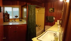 Meilleure vue sur la maison de vacances du lac CDA avec plusieurs embarcations disponibles - Image 2