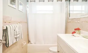 Mermaid Magic 3bed / 3bath Halbduplex mit Anlegestelle & Cabana Club - Image 4