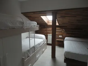 Apartamento muy amplio y luminoso en plena plaza Mayor de Béjar - Image 5