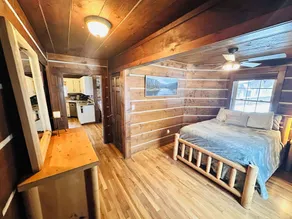 This lakeside cabin is the ideal getaway, with a private boat dock & Kayaks. - Image 4