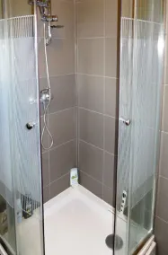 Beautiful private villa for 4 guests with A/C, WIFI, TV and terrace - Image 3