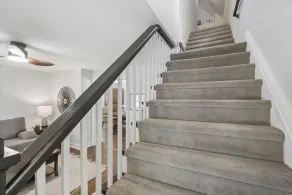 Beautiful 4 bedroom home just 3 1/2 blocks from downtown & Lake Michigan - Image 2