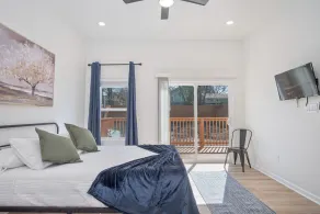 Feel Chill and Enjoy 4BR3BA Near Fun Riverwalk - Image 4
