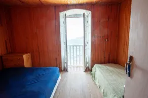 La Casette et charmerende hus fødder i vandet - Image 3