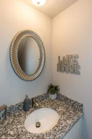 Beautiful Remodeled Luxury Waterfront Property- 3BR/2.5 bath-Sleeps 11!!! - Image 5