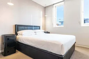 Comfy 1-Bed Apartment in Perfect Location - Image 4