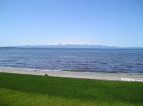 Whidbey Island Beach Front Vacation Home - Image 5