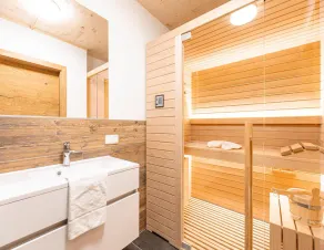 Attractive Apartment With Sauna - Image 2