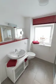 Espaçoso, casa de sonho moderna em um local tranquilo - Image 2