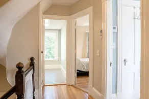 Charming 3-Bedroom Home Near Downtown Portsmouth! - Image 3
