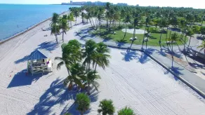 Best Place for Relaxing! Private Beach Access, Fantastic 1 Bedroom Suite, Pool - Image 5