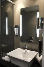 Koblenz Valley Hotel Budget Double Room - Image 3