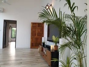 Penthouse moderne 2 chambres avec puits de lumière et terrasse privée ouverte. 7 minutes à pied de la plage de Vagator - Image 5