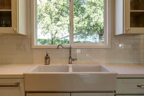 Modern Ranch Style House 2 blocks from Lake Los Carneros - Image 3