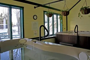 Okemo Ski in-Ski out @ Winterplace, 3 bdr, 2 ba Condo with Pool, Hot Tub, W/D - Image 3