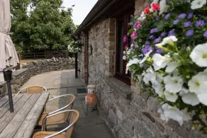 Ivy Cottage - sleeps 5 guests  in 2 bedrooms - Image 4