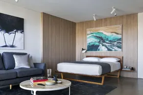 Breathtaking Sydney Harbour Views from Stylish Harbourside Studio - Image 4