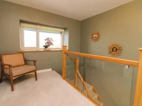 Brook House - Image 4