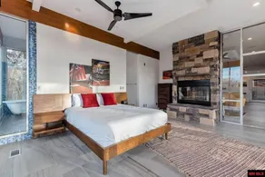 On the Banks of White River! Luxury Corporate/Family Retreat! Billiard/Theater - Image 5