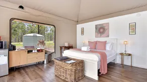 Pokolbin Glamping - Sleeps 6 Across 3 Eco-Friendly Glamping Tents - Image 4