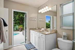 Escape to The Sea Turtle's Resort-Like Lanai w/Pool ~Walk to Dining/Shops; Wifi - Image 2