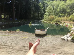Hidden Pond Gong Suite - Luxury , Pet Friendly, with Hot Tub and Private Beach - Image 4