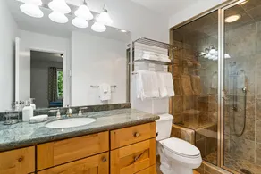 Vail Townhome Retreat with Hot Tub by Gorecreek Rentals - Image 4