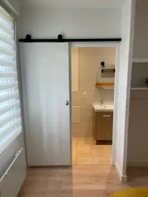 Appart avec chambre lumineux et chaleureux - Image 3